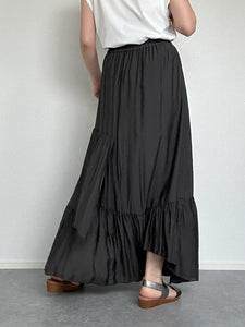 RANDOM TIERED SKIRT