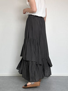 RANDOM TIERED SKIRT