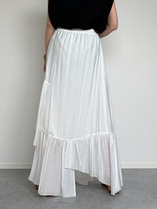 RANDOM TIERED SKIRT