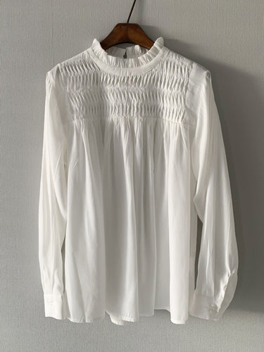 PIN TACK FRILL NECK BLOUSE