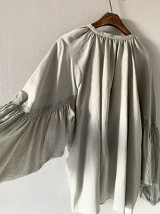 SHEER SHIRRING BLOUSE