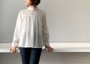 PIN TACK FRILL NECK BLOUSE