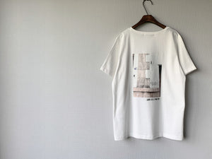 GRAPHICAL PHOTOGRAPH TEE