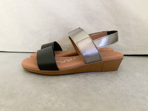 DOUBLE BELT SANDALS