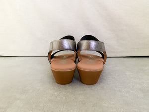 DOUBLE BELT SANDALS